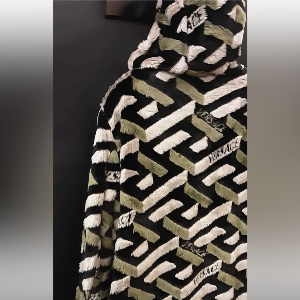 VERSACE jacket 💚🖤 - Picture 3 of 10